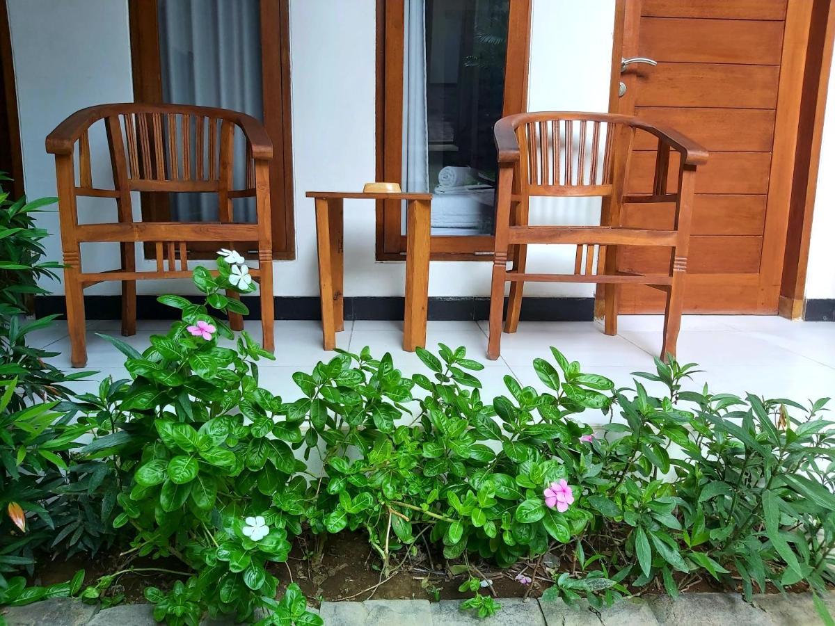 Genta House Hotel Kuta  Ngoại thất bức ảnh