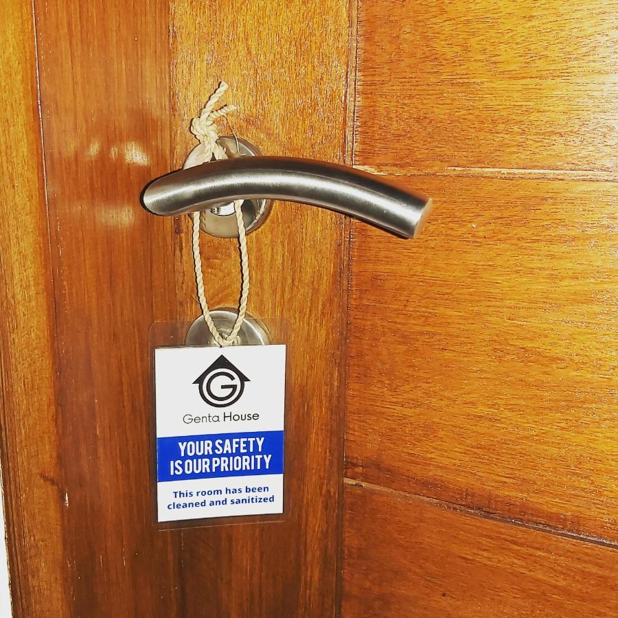 Genta House Hotel Kuta  Ngoại thất bức ảnh