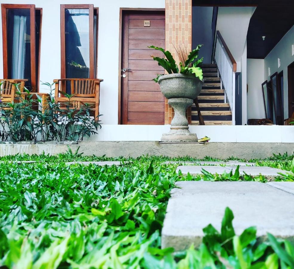 Genta House Hotel Kuta  Ngoại thất bức ảnh