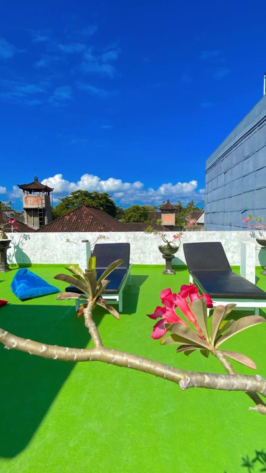 Genta House Hotel Kuta  Ngoại thất bức ảnh