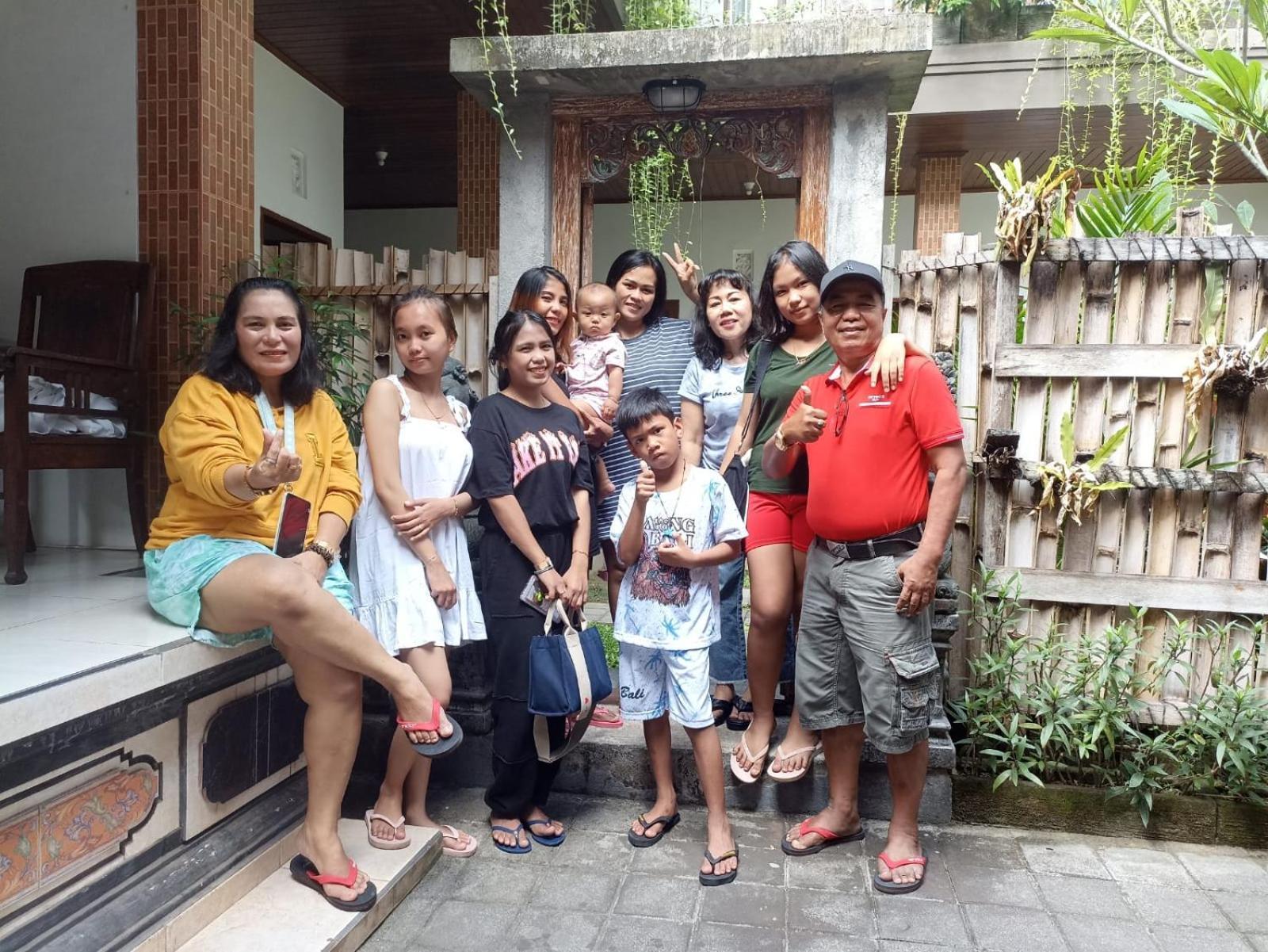 Genta House Hotel Kuta  Ngoại thất bức ảnh