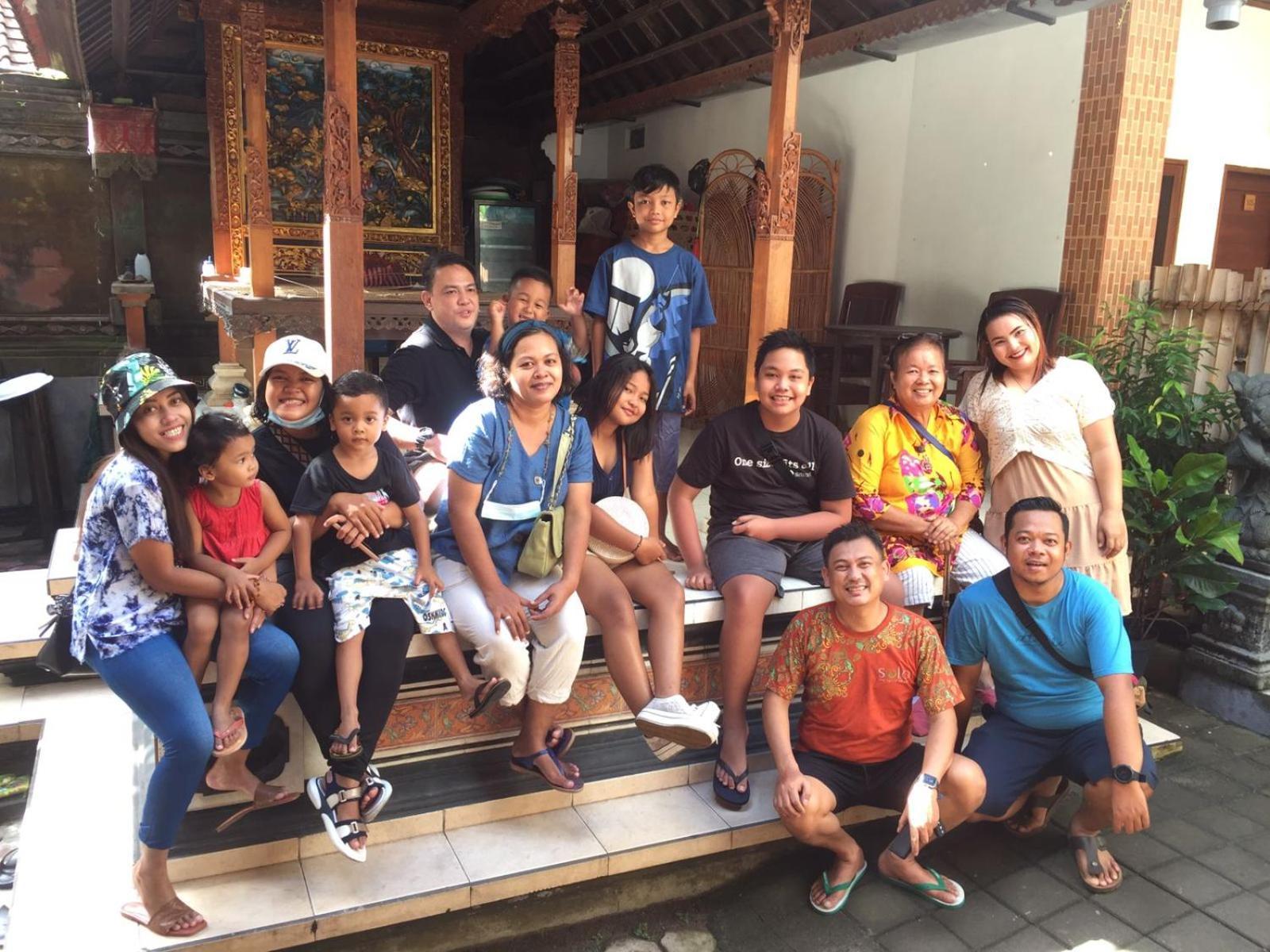 Genta House Hotel Kuta  Ngoại thất bức ảnh