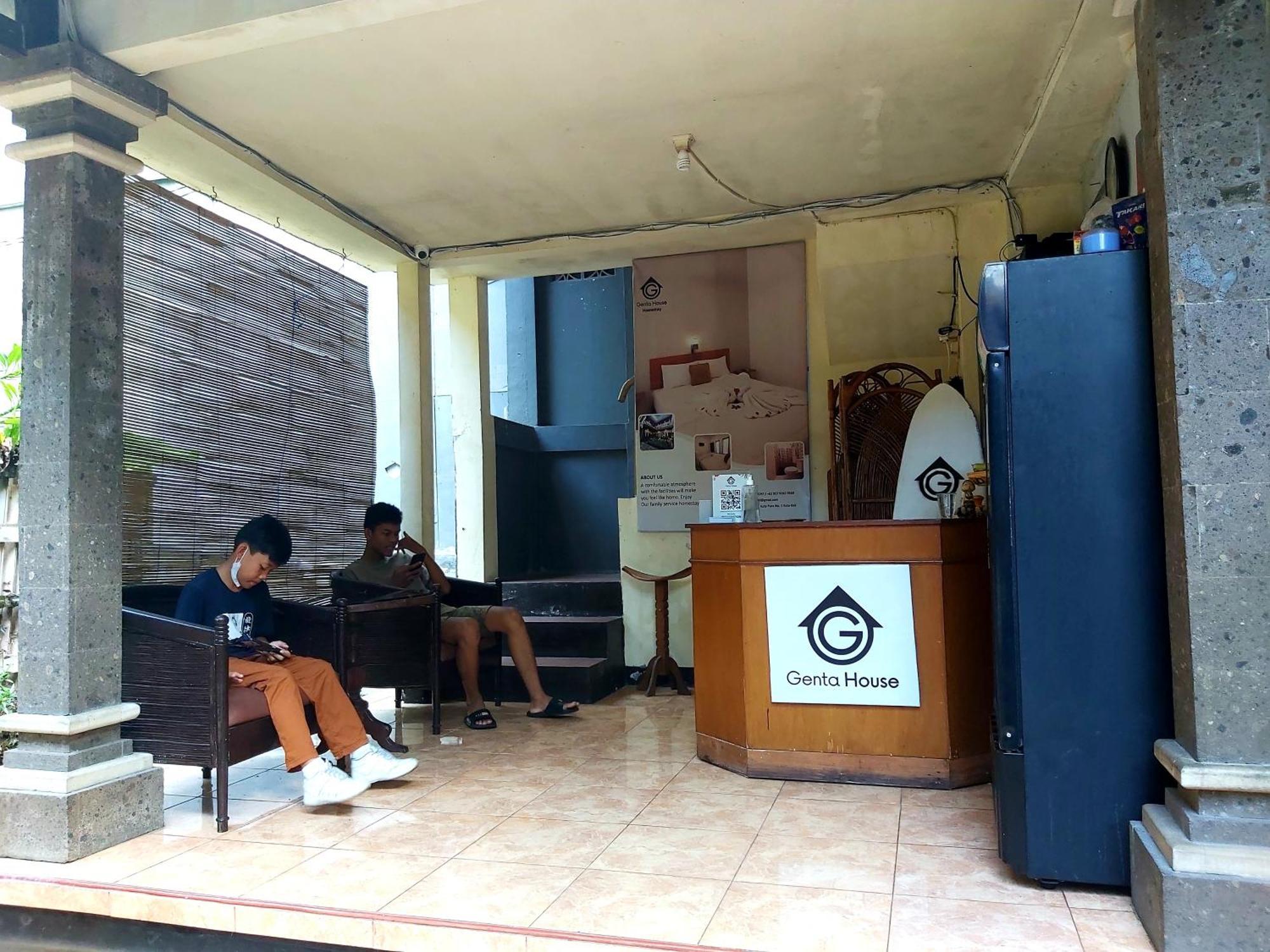 Genta House Hotel Kuta  Ngoại thất bức ảnh