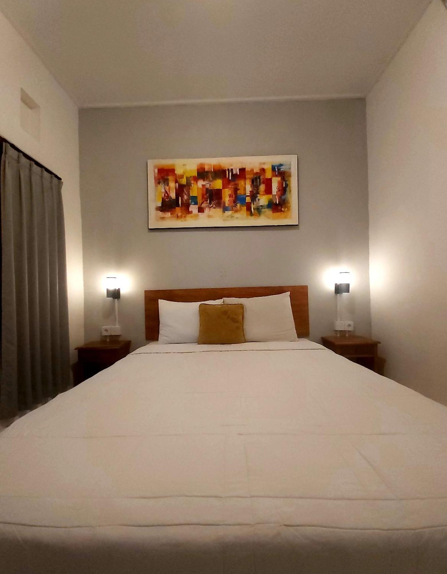 Genta House Hotel Kuta  Ngoại thất bức ảnh